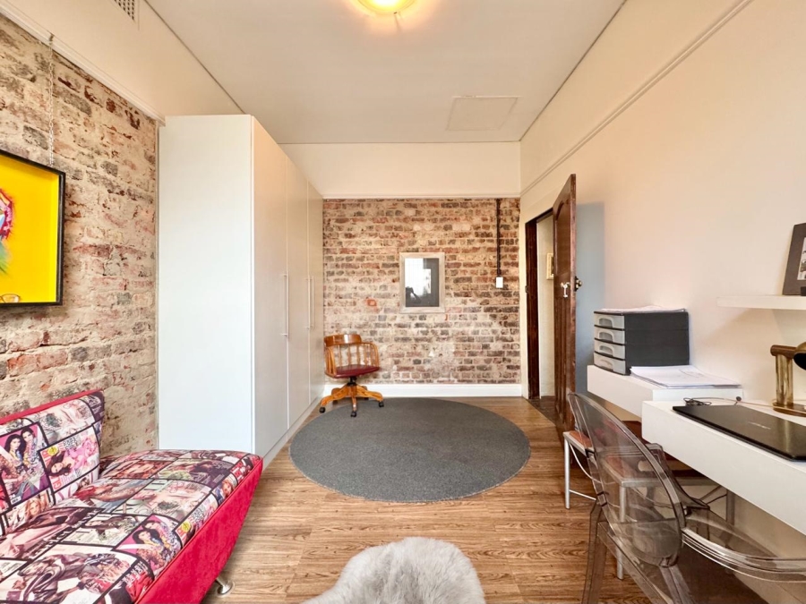 3 Bedroom Property for Sale in Woodstock Western Cape